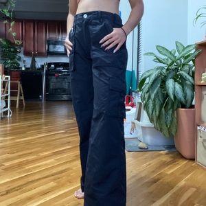 baggy black cargo pants